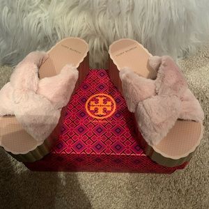 100% Authentic Tory Burch faux fur Slides